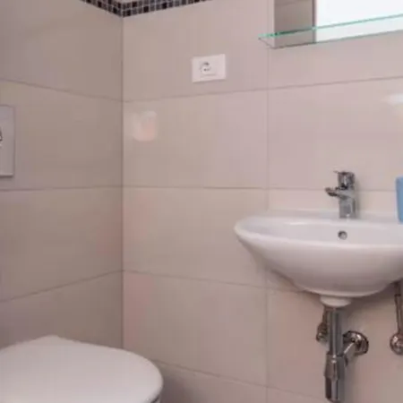 Private Single Room Ensuite With Balcony Apartamento Dubrovnik